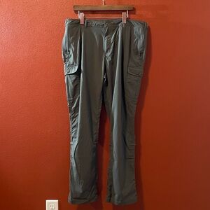 Clothing Arts Women’s The Pick Pocket Proof Regular Fit Gray Travel Pants‎